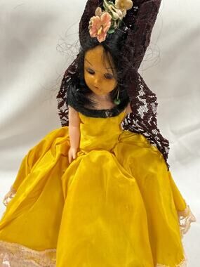 Vintage Ethnic Costume Doll Unmarked Sleep Eyes 7 Inch Free Standing Yellow
